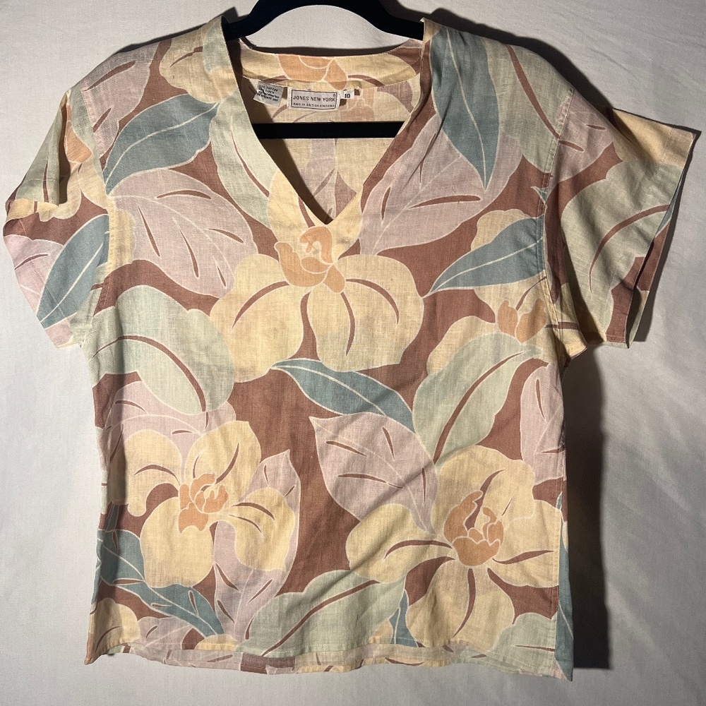 Jones New York Cream & Neutral Hawaiian Floral Design Cotton/Linen Top - Size 10